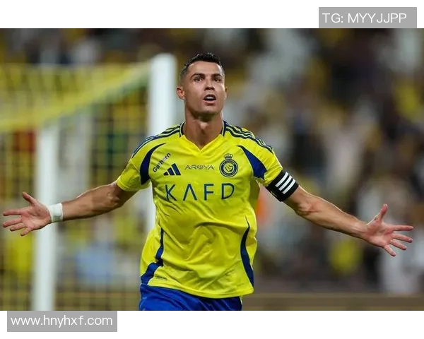 足球明星高清图片欣赏与背后故事揭秘让你更了解他们的辉煌与努力