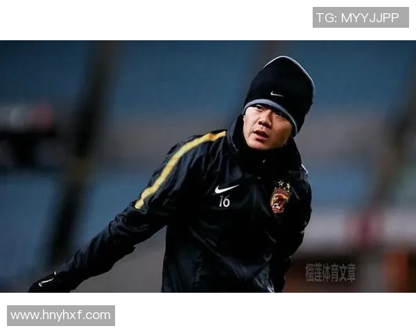 韩国足球明星因高烧缺席重要比赛球迷纷纷担忧其健康状况